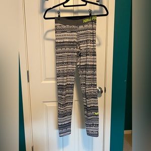 Nike leggings